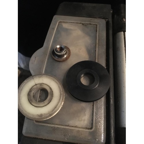 Cardale Mk2 & Mk3 Spring Drum Top Bracket Roller