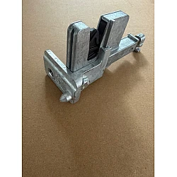 Garador Retractable Double Door Bottom Latch and Bracket Assembly
