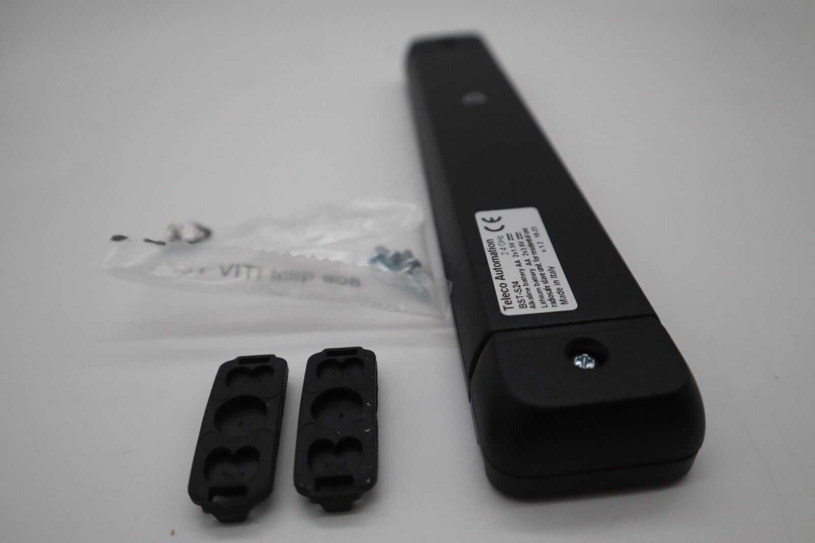 Teleco Roller Shutter Control Unit Panel Kit - 1.5V with Bottom Slat Transmitter